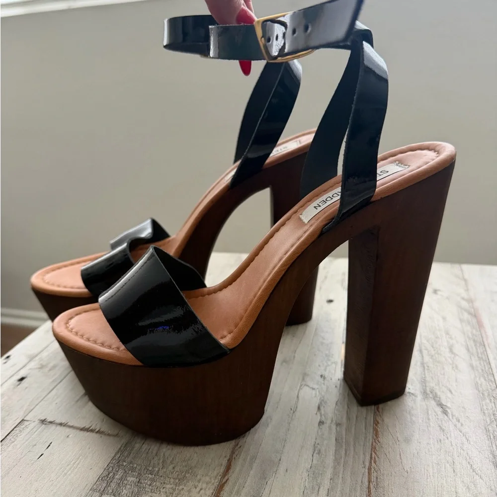 Steve Madden Glossy Black Platform Heels